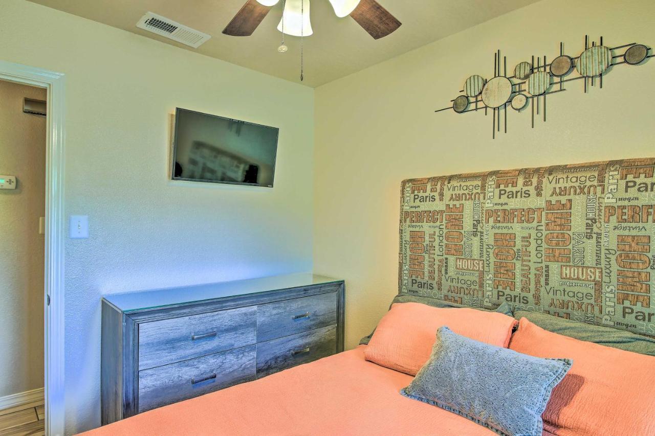 San Antonio Oasis With Hot Tub, Pool And Outdoor Bar! Villa Exterior photo