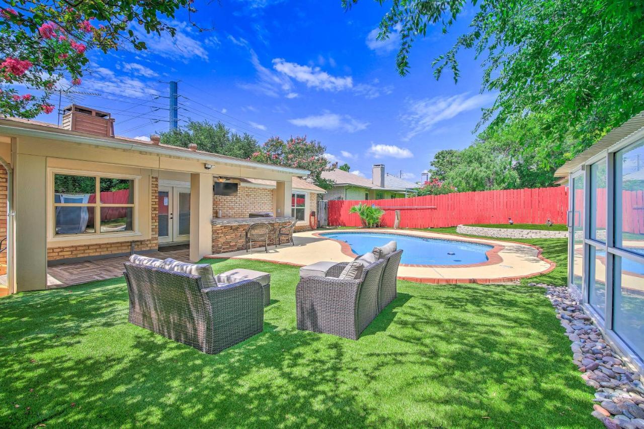 San Antonio Oasis With Hot Tub, Pool And Outdoor Bar! Villa Exterior photo
